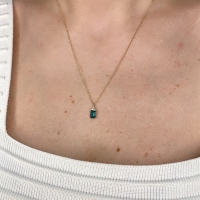 Peridot Taşlı Altın Kolye AKM22