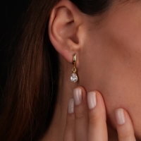 Kuvars Damla Taşlı Altın Küpe AHK20