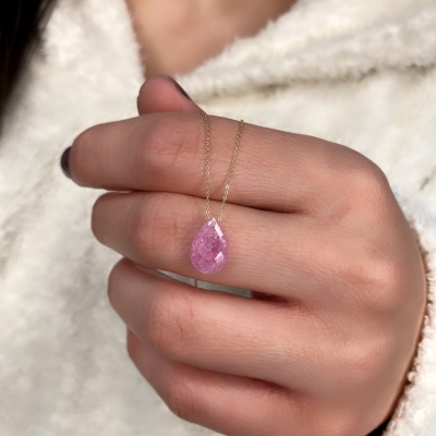 Pembe Damla Taşlı Altın Kolye AKM508
