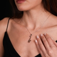 Saksafon Mineli Beyaz Altın Kolye Ucu ZER21