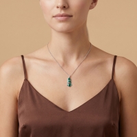 Yeşil Kabak Özel Tasarım Beyaz Altın Kolye B16