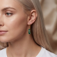 Yeşil Kabak Özel Tasarım Altın Küpe 115